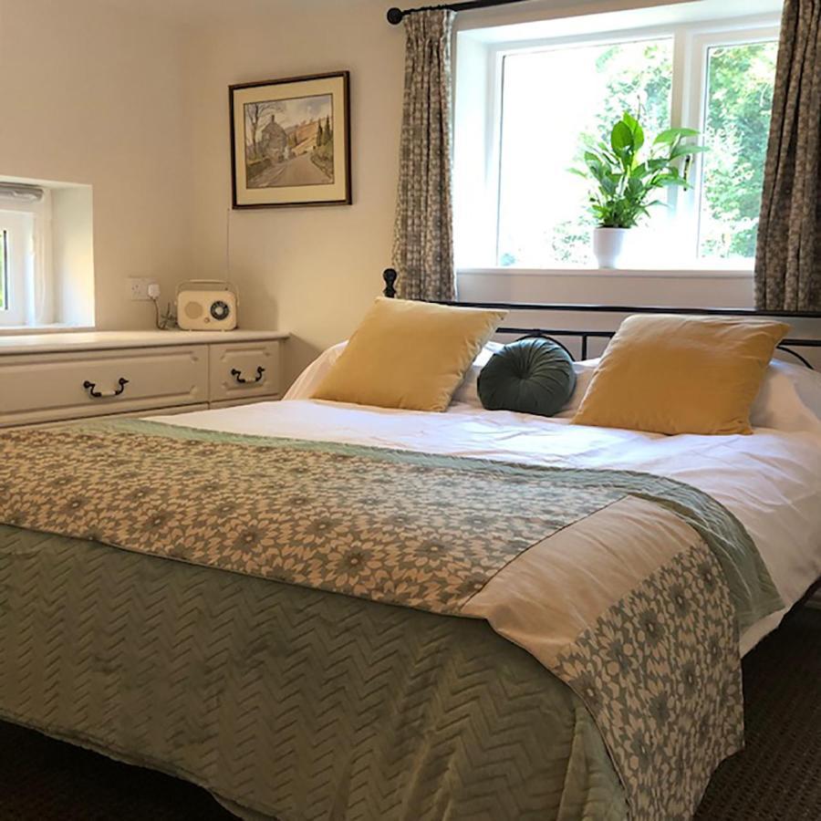 Ewood Cottage *New* Exquisite Country Cottage 托德莫登 外观 照片